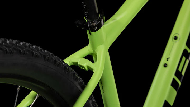 Bicicleta de montaña CUBE Aim ONE Lemonsqueeze & black 2025